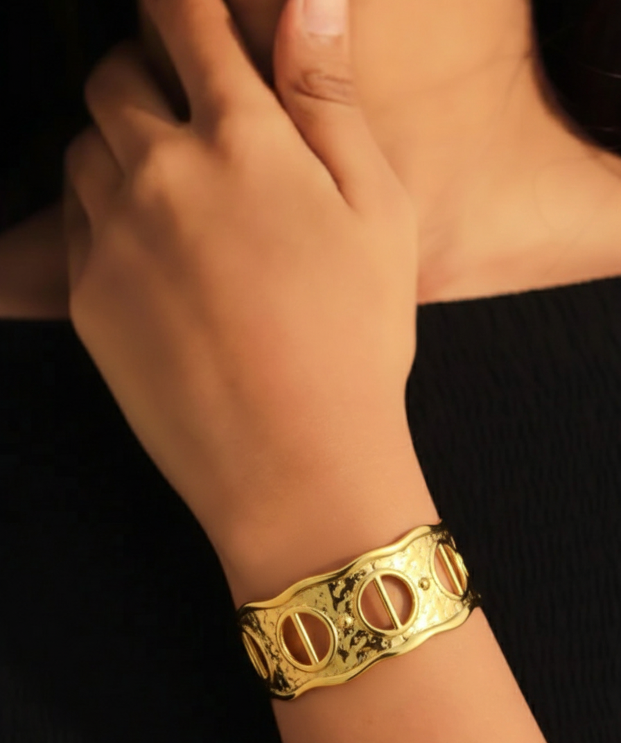 Elegant Classic Wide Bracelet