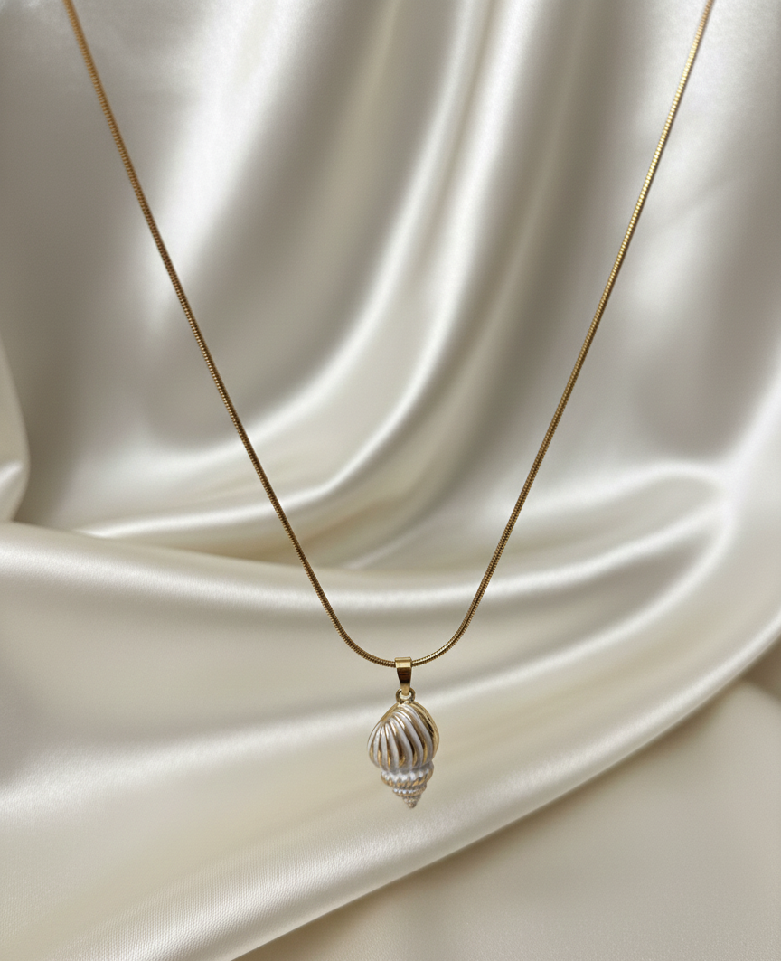 Shell Luxe Necklace
